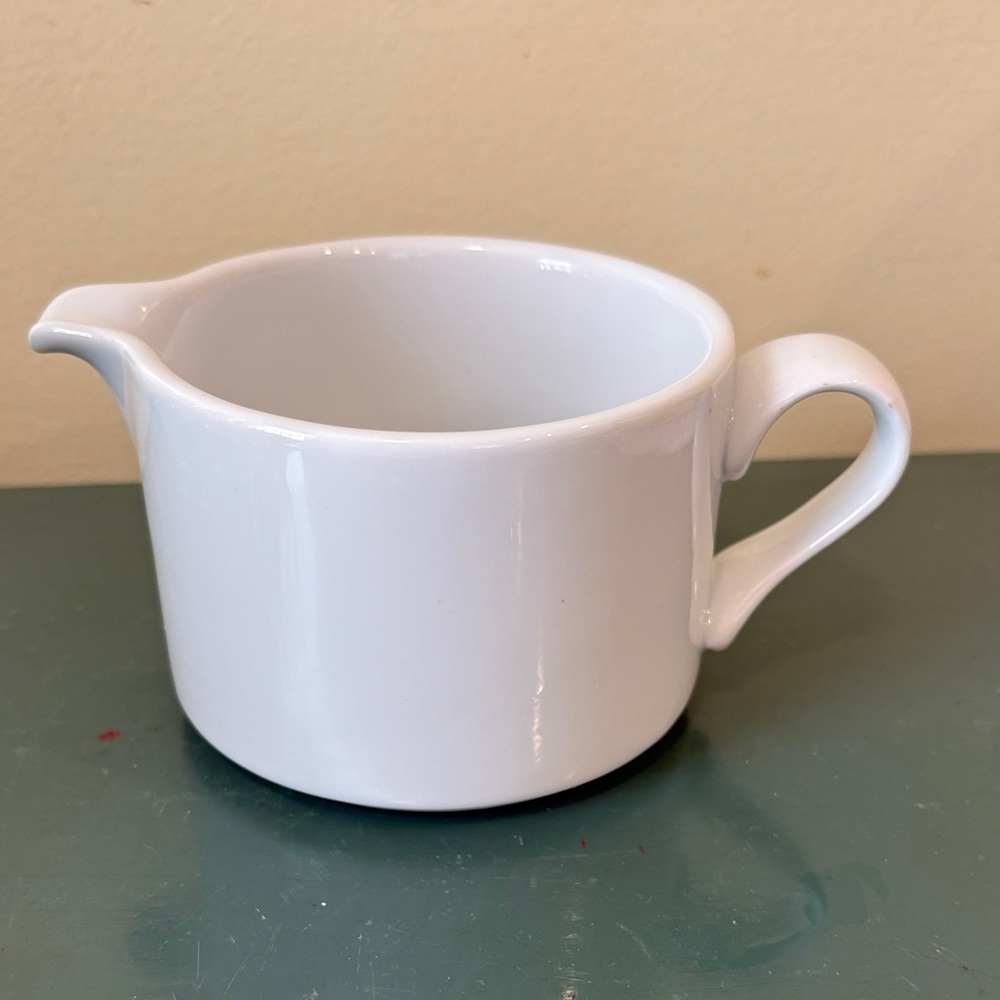 Dansk Bistro White Chrisianhavn Creamer
